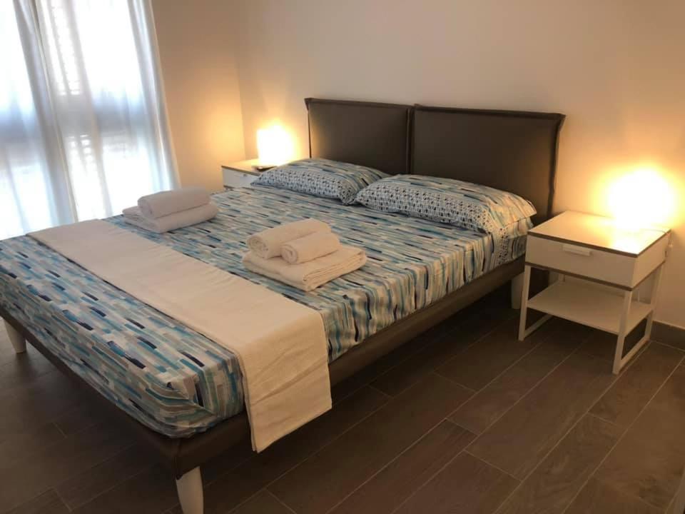 Farau B&B Messina Eksteriør bilde