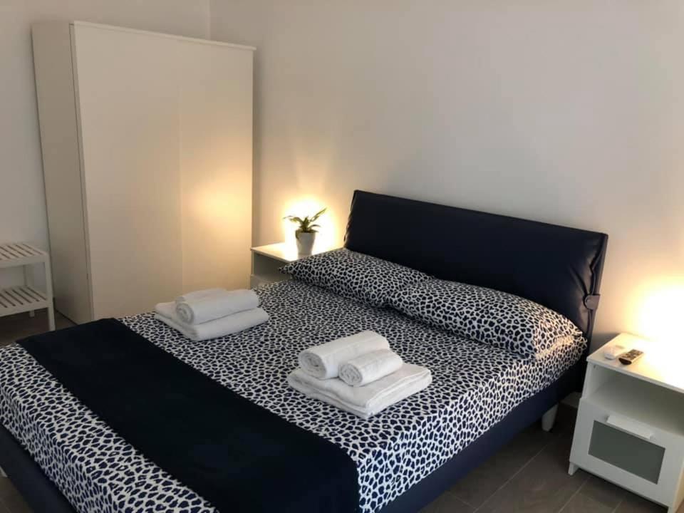 Farau B&B Messina Eksteriør bilde