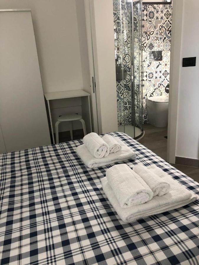 Farau B&B Messina Eksteriør bilde