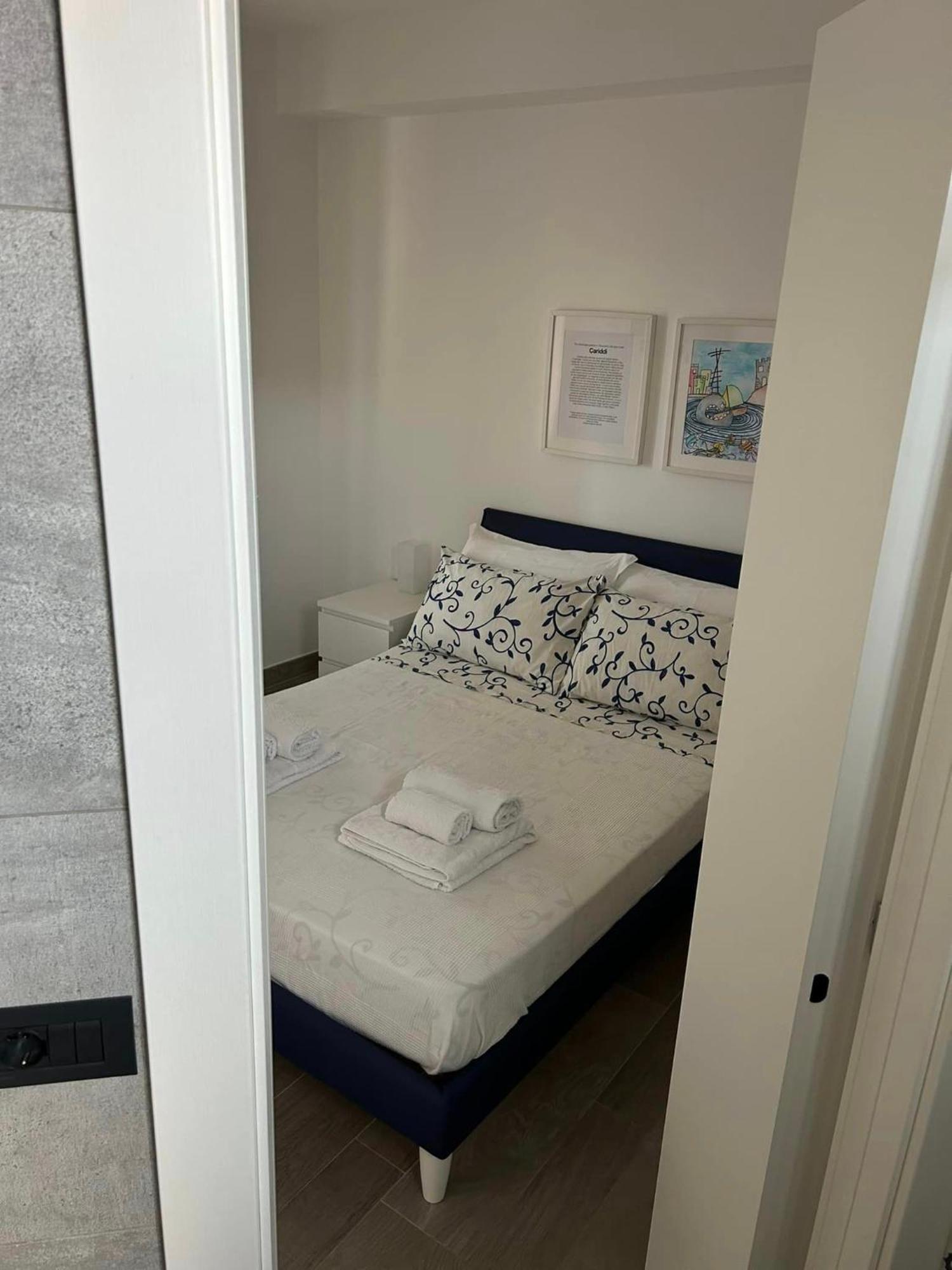 Farau B&B Messina Eksteriør bilde